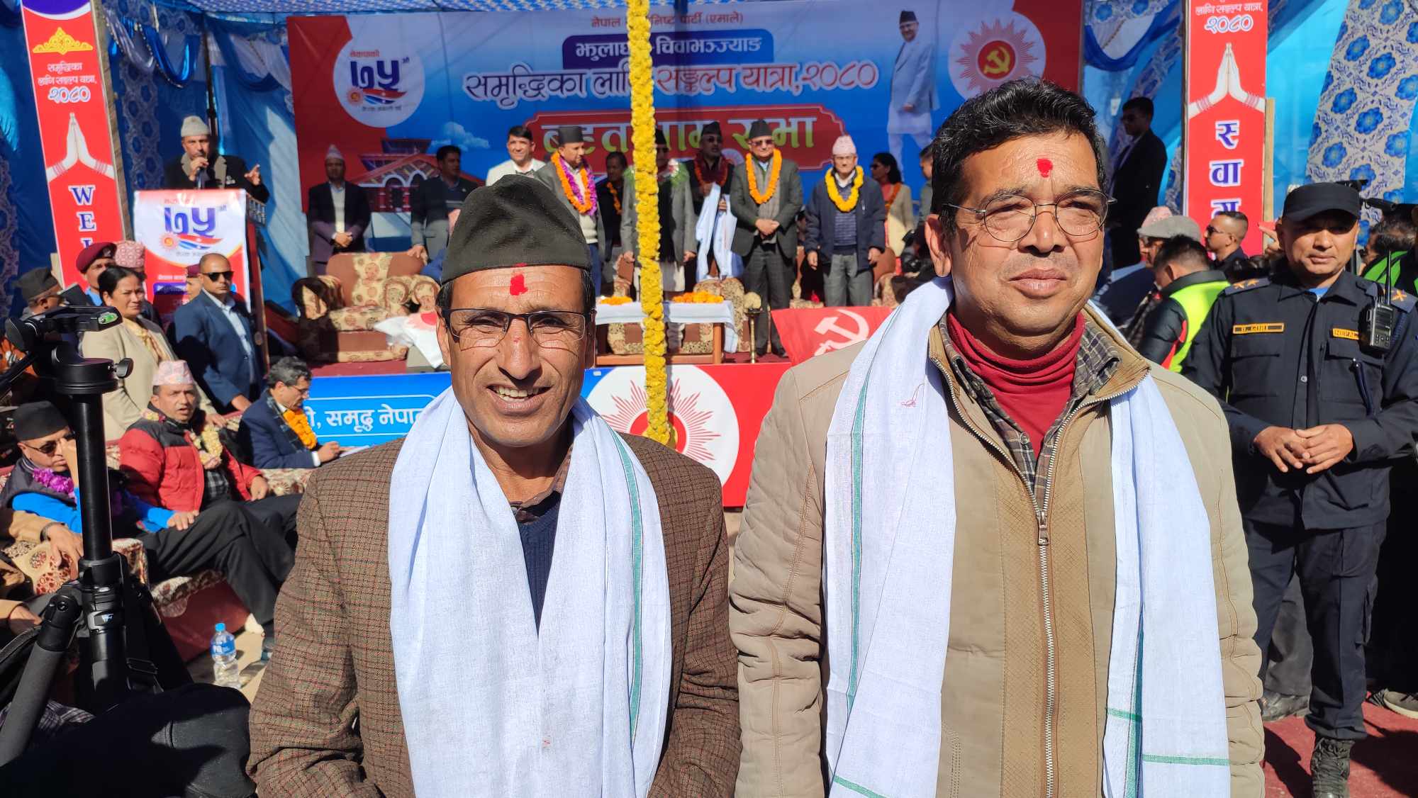 एकीकृत समाजवादीका केन्द्रीय सदस्य बिष्ट, जिल्ला अध्यक्ष भट्टसहितका नेता एमालेमा फर्किए 